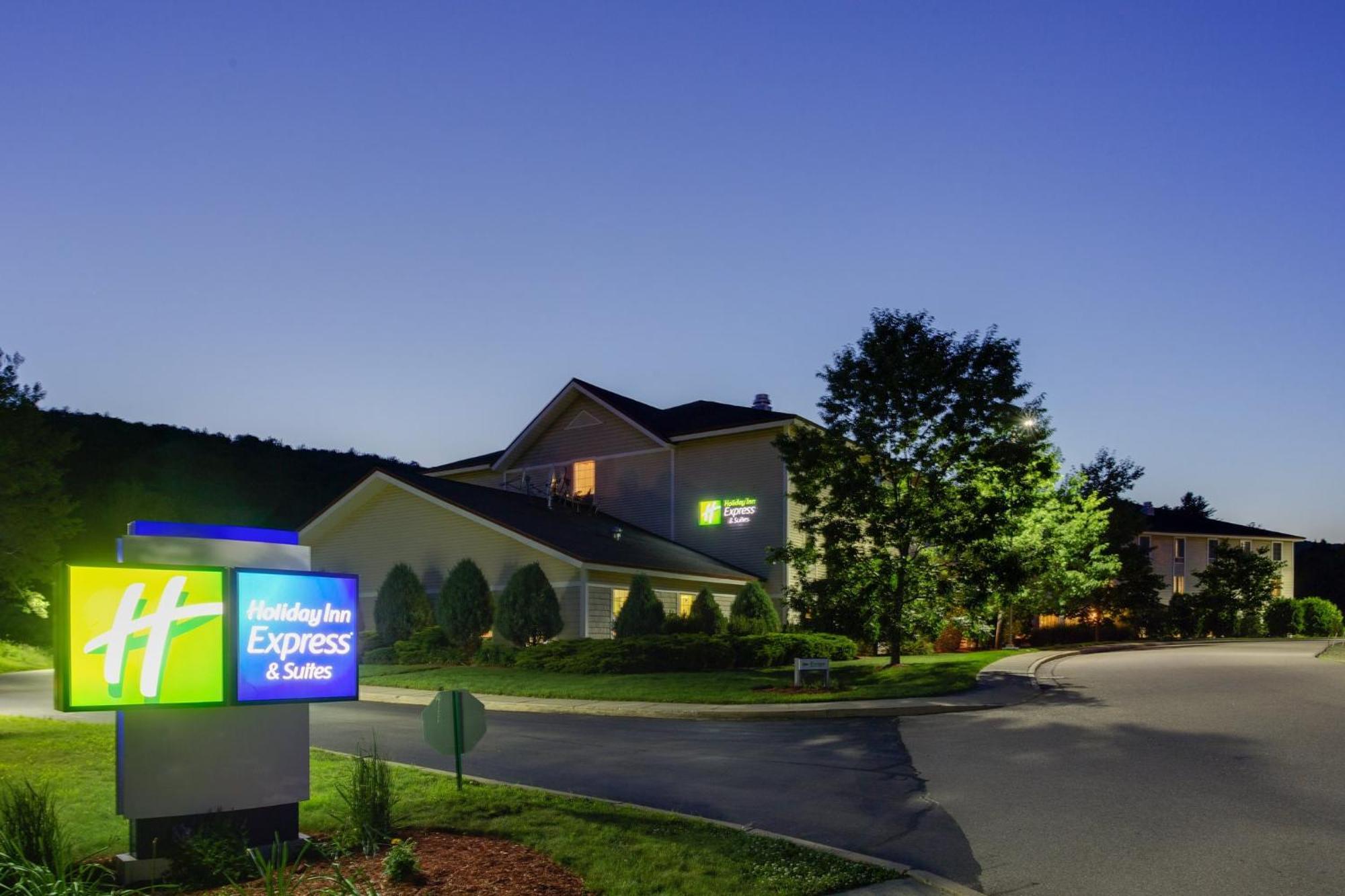 Holiday Inn Express Hotel & Suites Brattleboro By Ihg Exterior foto